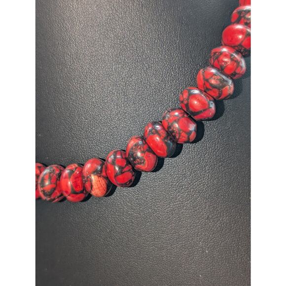 Red Spider Web Turquoise Bead Toggle Clasp 17.5" Necklace - Picture 4 of 7